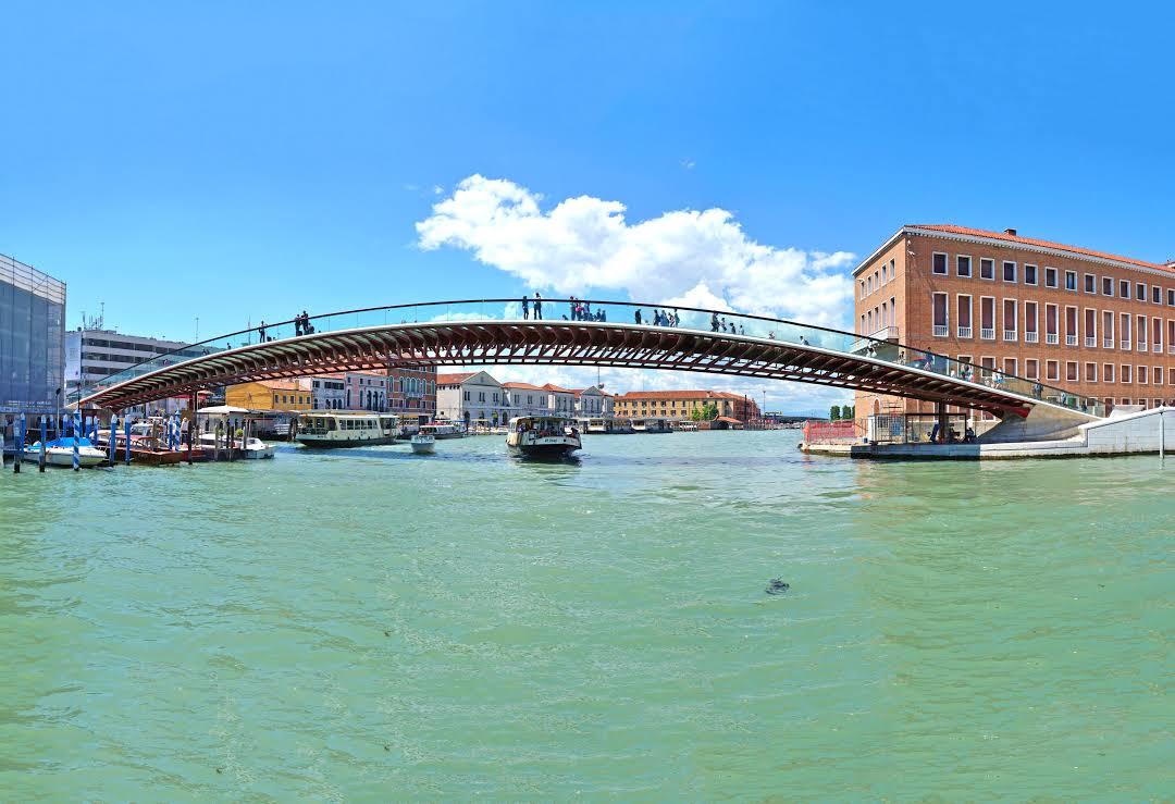 Puente de la Constitución